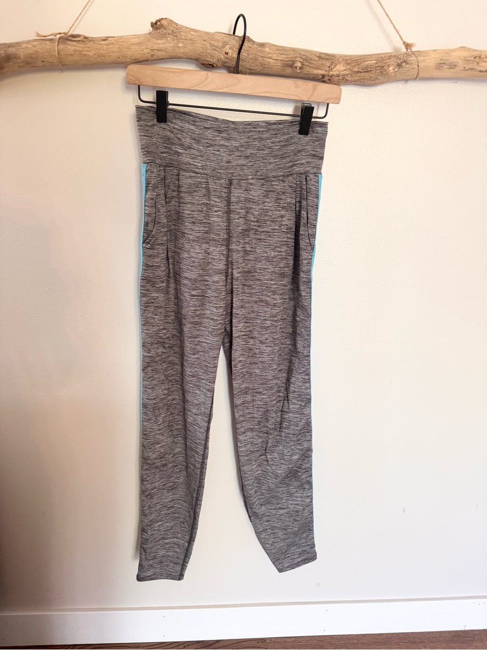 Burn Boot Camp Women's Grey Heather Track Joggers XS